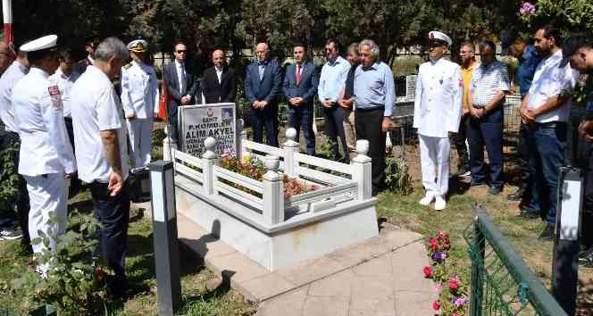 Altınova’da şehitlikler ziyaret edildi