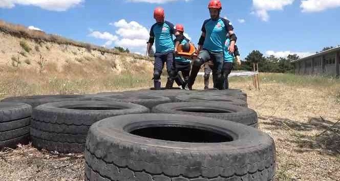 Komandoları aratmayan UMKE eğitimi