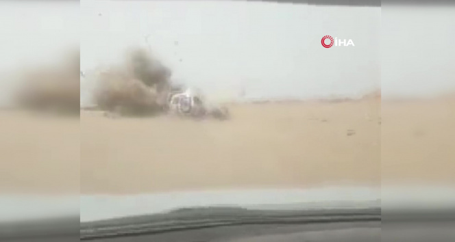 Yemende yola döşenen mayın araç geçişi sırasında patladı: 2 ölü, 3 yaralı