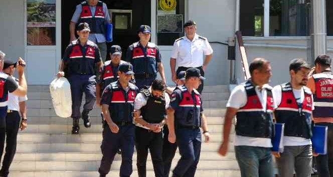 Ünlü eğitimci Arıkan’ın ve şoförünün katil zanlısı adliyeye sevk edildi