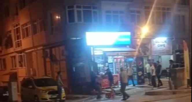 Yabancı uyrukluların tekme tokat kavgası kamerada