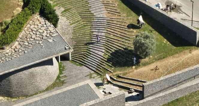 Camide moda çekimi yaptılar, sosyal medyadan paylaştılar