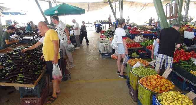 Semt pazarlarında Rus bereketi