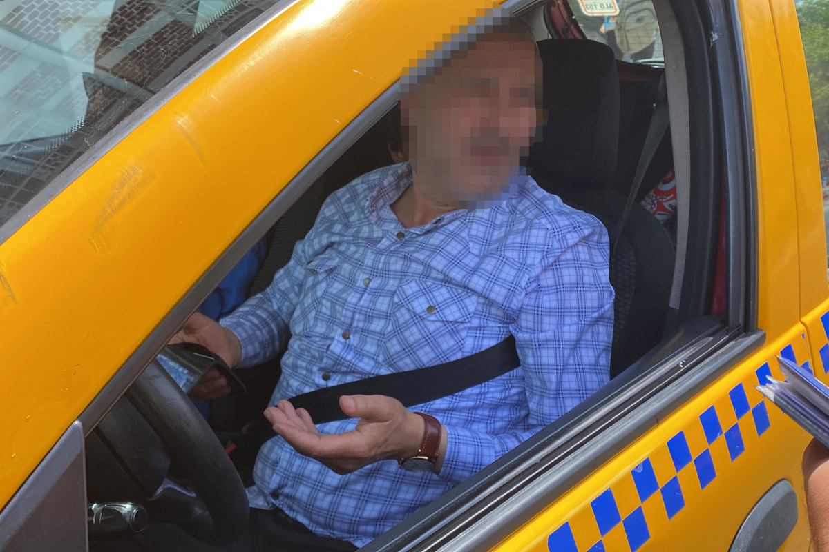 Şişli’de taksicinin emniyet kemeri kurnazlığı polise takıldı