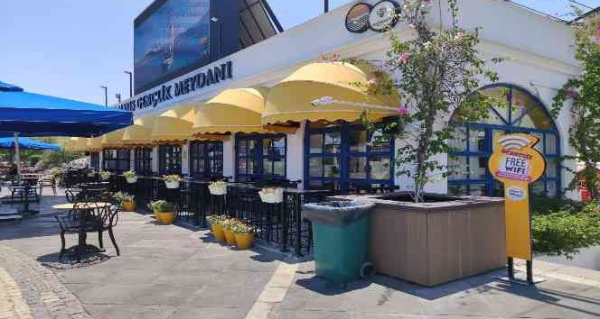 Marmaris Belediyesi, 19 Mayıs Gençlik Meydanı’nda ücretsiz internet  hizmeti başlattı