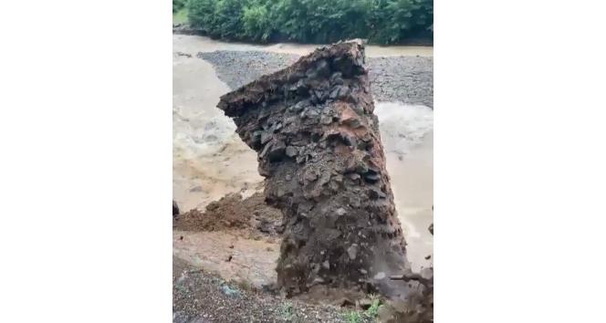 Ordu’da heyelanda istinat duvarı çöktü