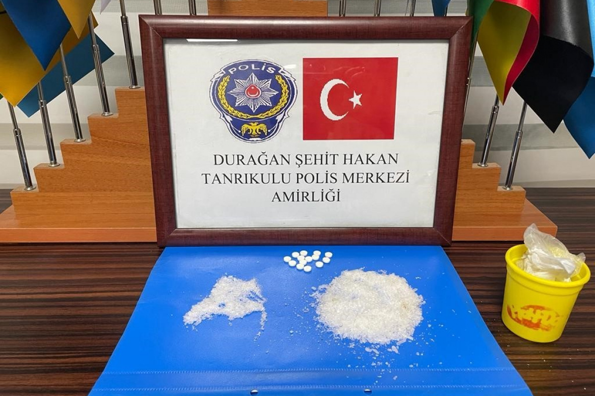 Uyuşturucudan aranan şahıs uyuşturucuyla yakalandı