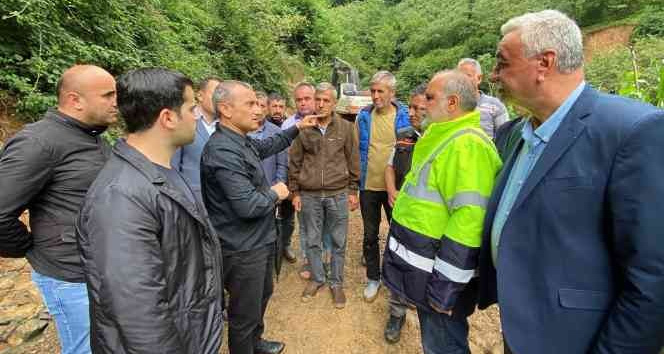 Vali Sonel, şiddetli yağışların hasara yol açtığı ilçede incelemelerde bulundu