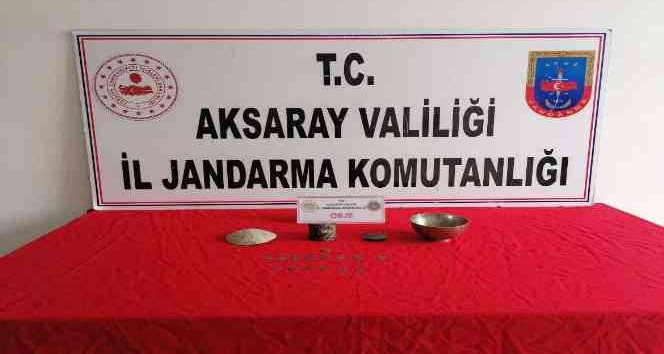 Satmak için getirdiği tarihi eserlerle jandarmaya yakalandı