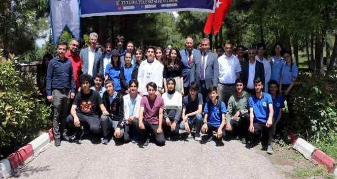 Siirt Türk Telekom Fen Lisesinden rekor başarı: 53 öğrenci tıp fakültesinin yolunu tutacak