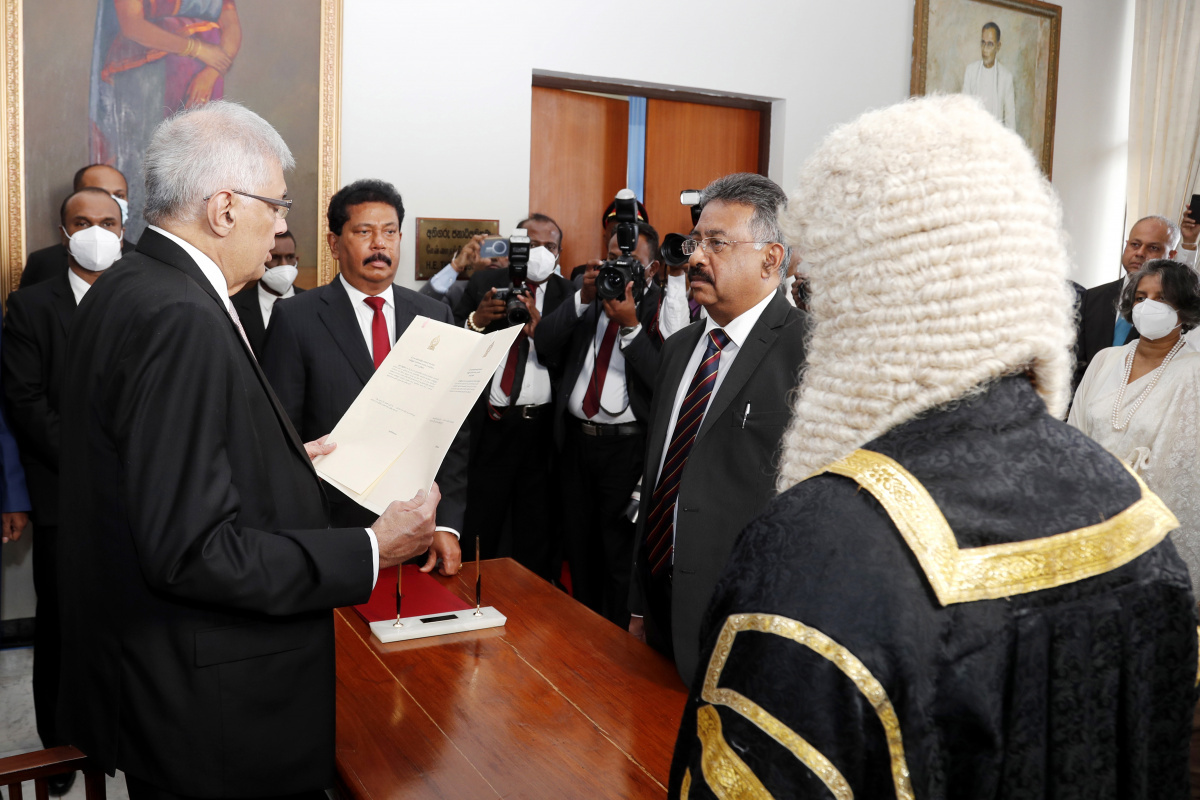 Sri Lanka&#039;nın yeni Devlet Başkanı Wickremesinghe yemin etti