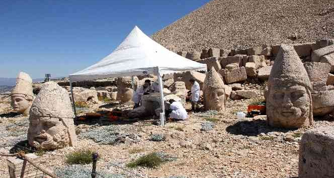 Nemrut Dağı’ndaki heykellere ‘nano kireç’ dolgusu