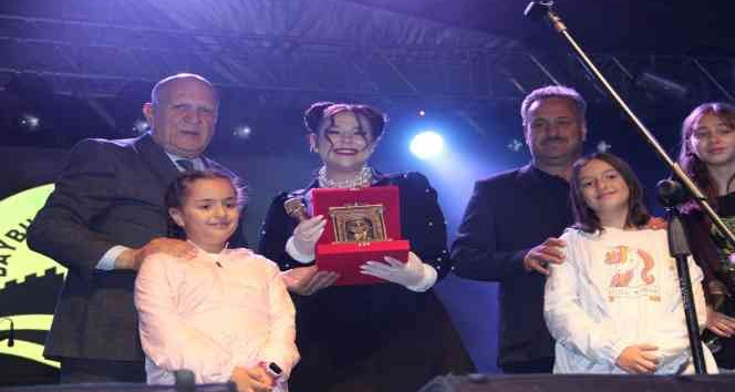 Bayburt’ta akşam konserlerine Tuğçe Kandemir’li final