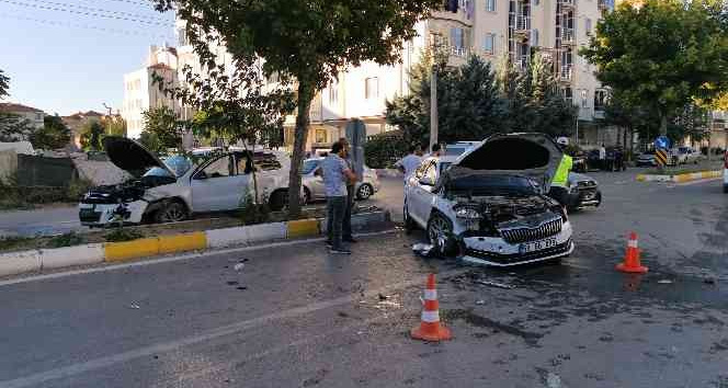 Ehliyetsiz sürücü kazaya neden oldu: 1 yaralı