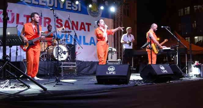 Yakakent’te Türk Somonu Şöleni