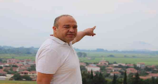 Edirne sınırına dayanan Yunanistan’daki orman yangınında yoğun duman hakim oluyor