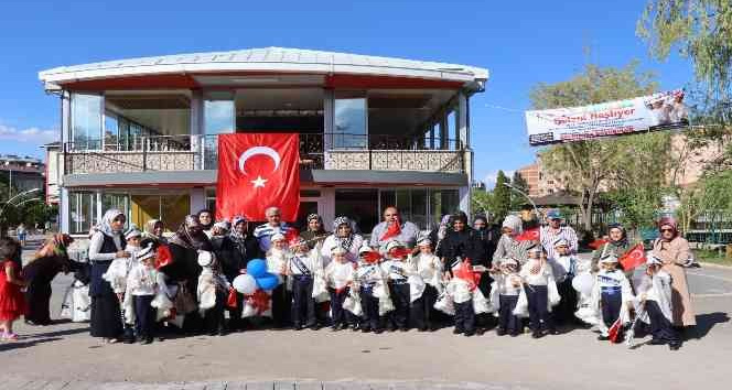 Oltu’da 300 çocuk sünnet oluyor