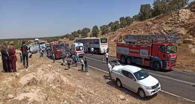Şırnak’ta yolcu otobüsü ile otomobil çarpıştı: 1 ölü, 12 yaralı