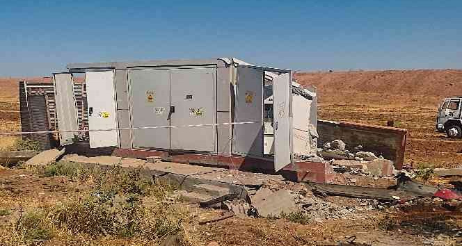 Mardin’de hurdaya dönen tırdan yara almadan kurtuldu