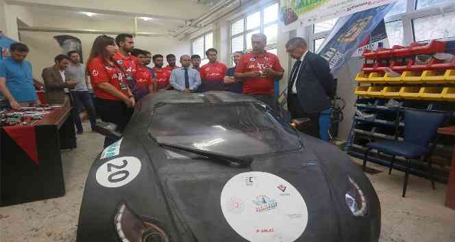 PAÜ’nün ’Alatay’ı elektrikli araç yarışlarından iki ödülle döndü