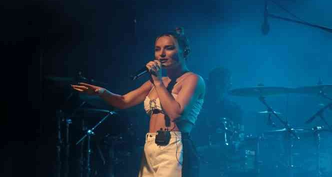 Rumen pop star Minelli’nin dünya turnesinden önceki durağı Alanya oldu