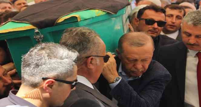 Cumhurbaşkanı Erdoğan Manisa’da cenaze törenine katıldı