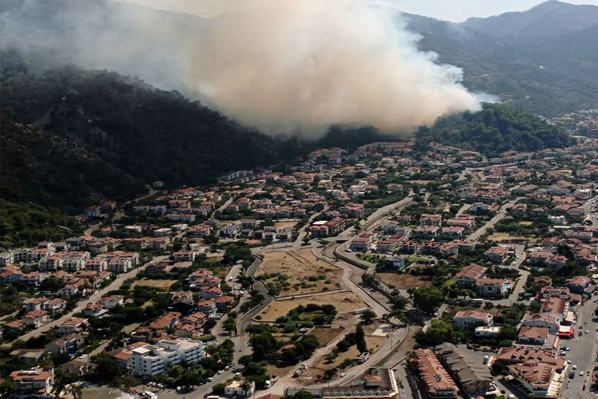Marmaris’te yangın yıl dönümünde yine orman yangını