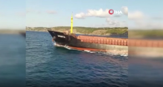 İstanbul Boğazında arıza yapan gemi Türkeli Demir Sahasına demirletildi