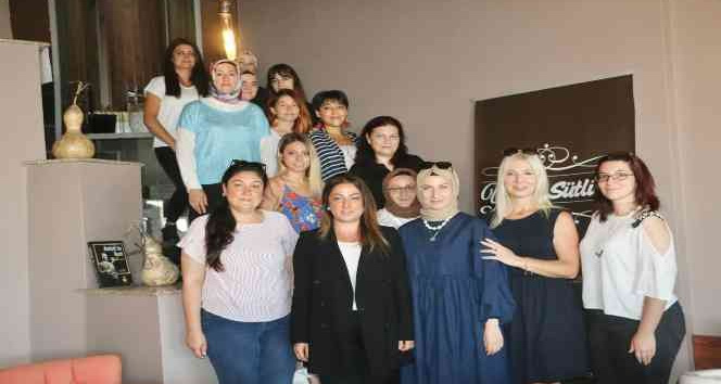 Yalova’da ‘Siyasette Kadın, Basında Kadın’ buluşması