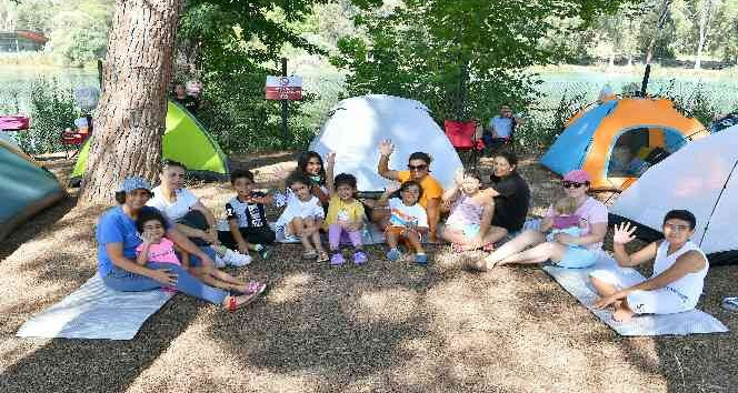 Tarsus Gençlik Kampı’nda çadır kampı etkinliği