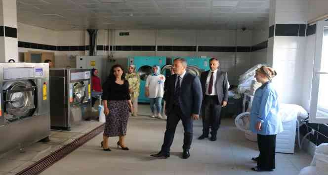 İl Müdürü Loğoğlu yurtlarda incelemelerde bulundu