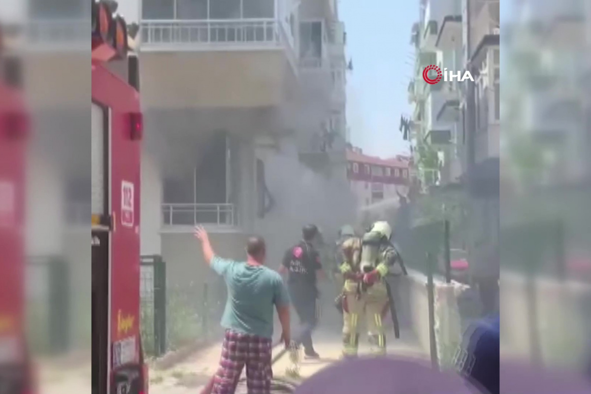 Başkentte apartman yangını: 2 yaralı