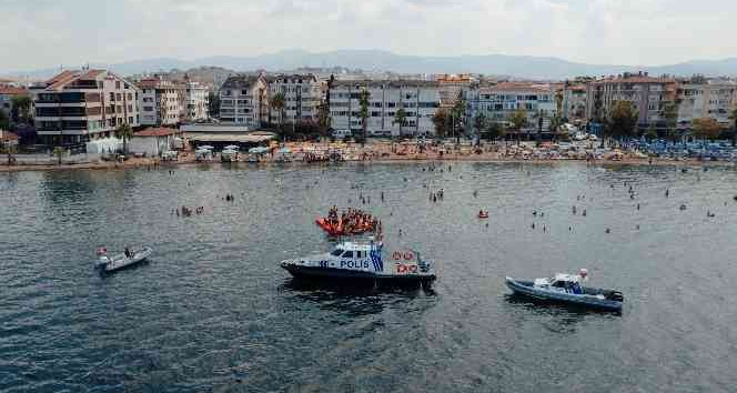 Yalova’da polis boğulma olaylarına karşı vatandaşı uyardı