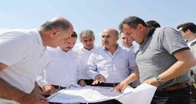 Mardin’de yol çalışmaları devam ediyor