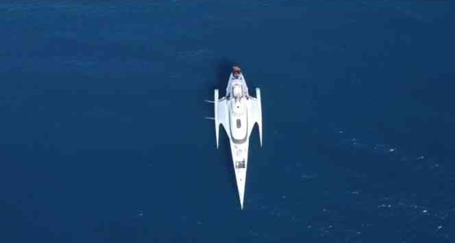 Uzay mekiği görünümlü yat Bodrum’da