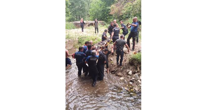 Yalova’da dere yatağına düşen kepçenin operatörü hayatını kaybetti