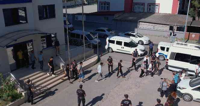 Yalova merkezli 3 ildeki göçmen kaçakçılığı operasyonunda 3 tutuklama