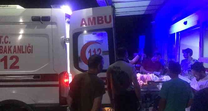 Yunanistan’ın geri ittiği bottaki hamile göçmen, Meriç Nehri ortasında doğum yaptı