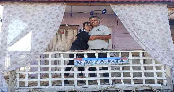 Hayata tutunan kızının lavanta bahçesi hayalini gerçeğe dönüştürdü