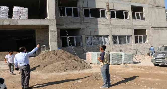 Talas Spor Lisesi inşaatı tüm hızıyla sürüyor