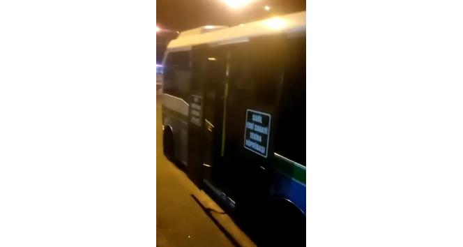 Şehir içi yolcu minibüsüyle göçmen kaçakçılığı: 22 kişi yakalandı, 2 kişi tutuklandı