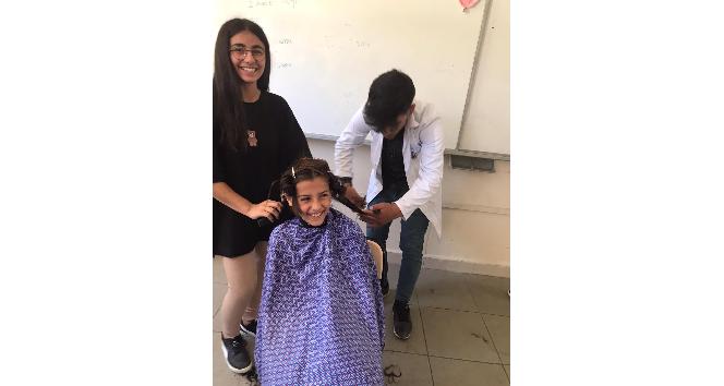Kozluk’ta öğrenciler köylerde insan hayatına dokunuyor