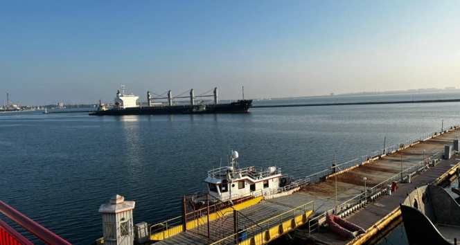 Ukraynadan 3 tahıl gemisi daha yola çıktı