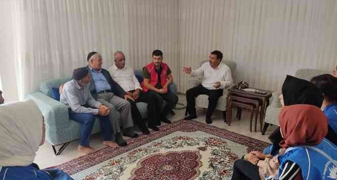 Gençlik Merkezi üyeleri, Tutkal’ın ailesiyle bir araya geldi
