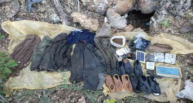 Tunceli’de terör örgütüne ait yaşam malzemesi ele geçirildi
