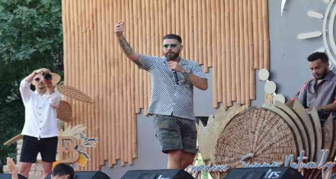 Ünlü Rapçi Murda, ’Erik Dalı’yla coşturdu