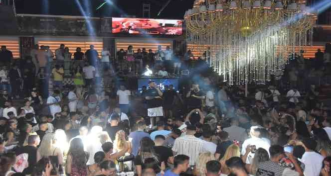 Bodrum’da Uzi izdihamı eğlence mekanı kapıları kapattı