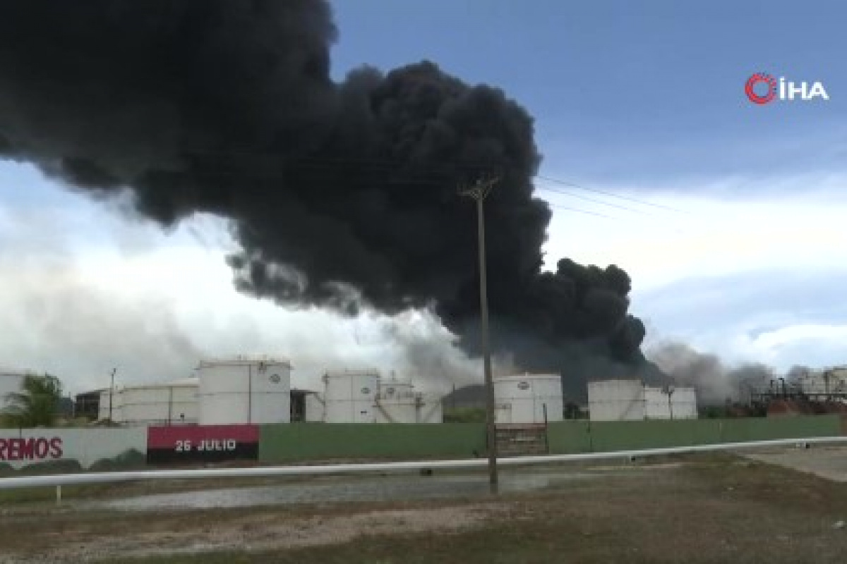 Küba&#039;da petrol tesisinde yangın: 1 ölü, 121 yaralı