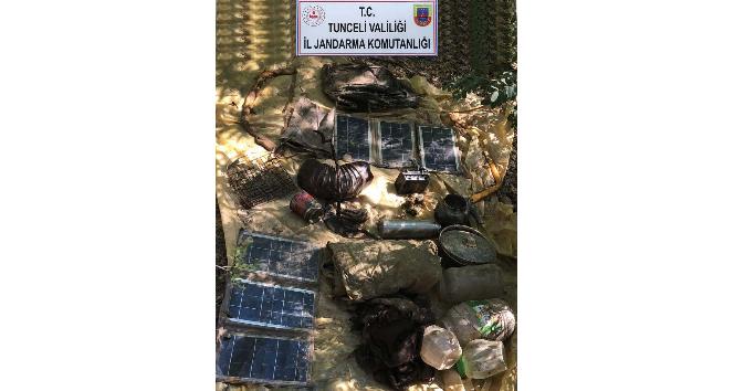 Tunceli’de terör örgütüne ait sığınaklarda çok sayıda malzeme ele geçirildi