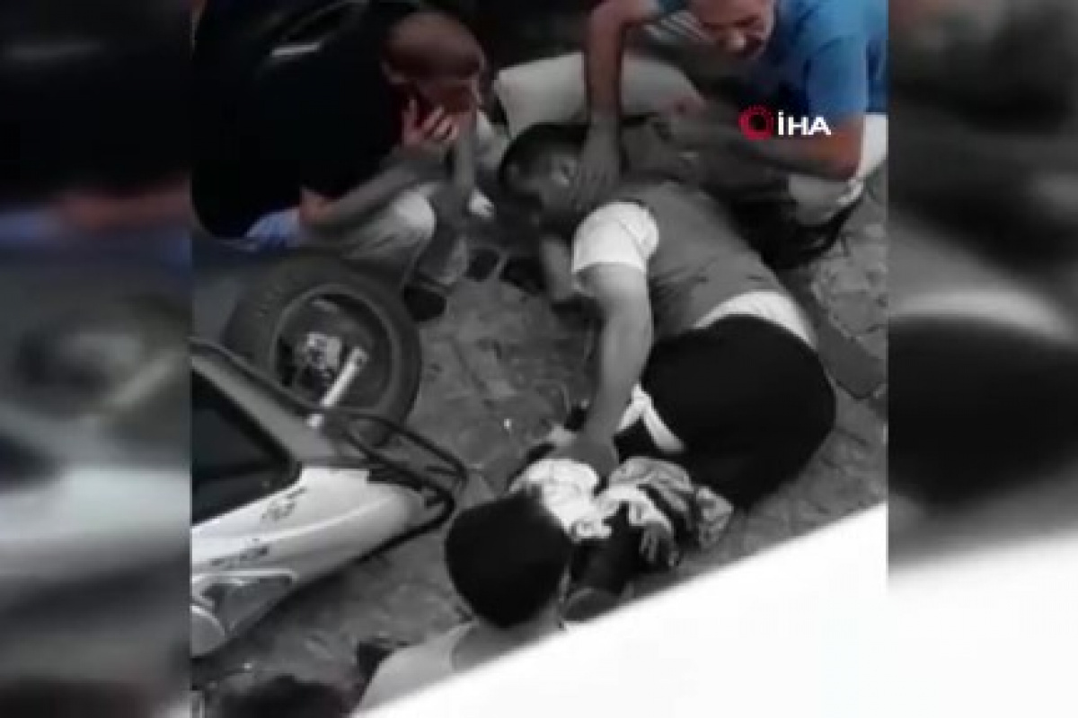 Fatih’te sokak ortasında kuryeye silahlı saldırı